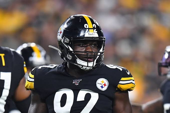 Pittsburgh Steelers 17–10 Baltimore Ravens: If Buffalo or Jacksonville lose, the Steelers will advance to the playoffs.