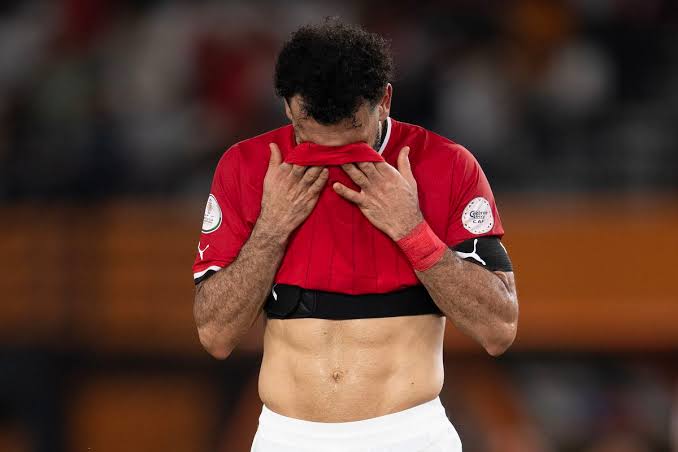 Egypt’s coach gives update on Liverpool star Mohamed Salah’s latest injury.